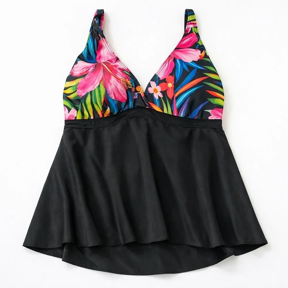 Tankini Swimsuit Top. Spandex/Poly. EUC. - Picture 2 of 3